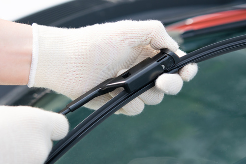 replacement of windscreen wipers on a motor vehicle, service wor